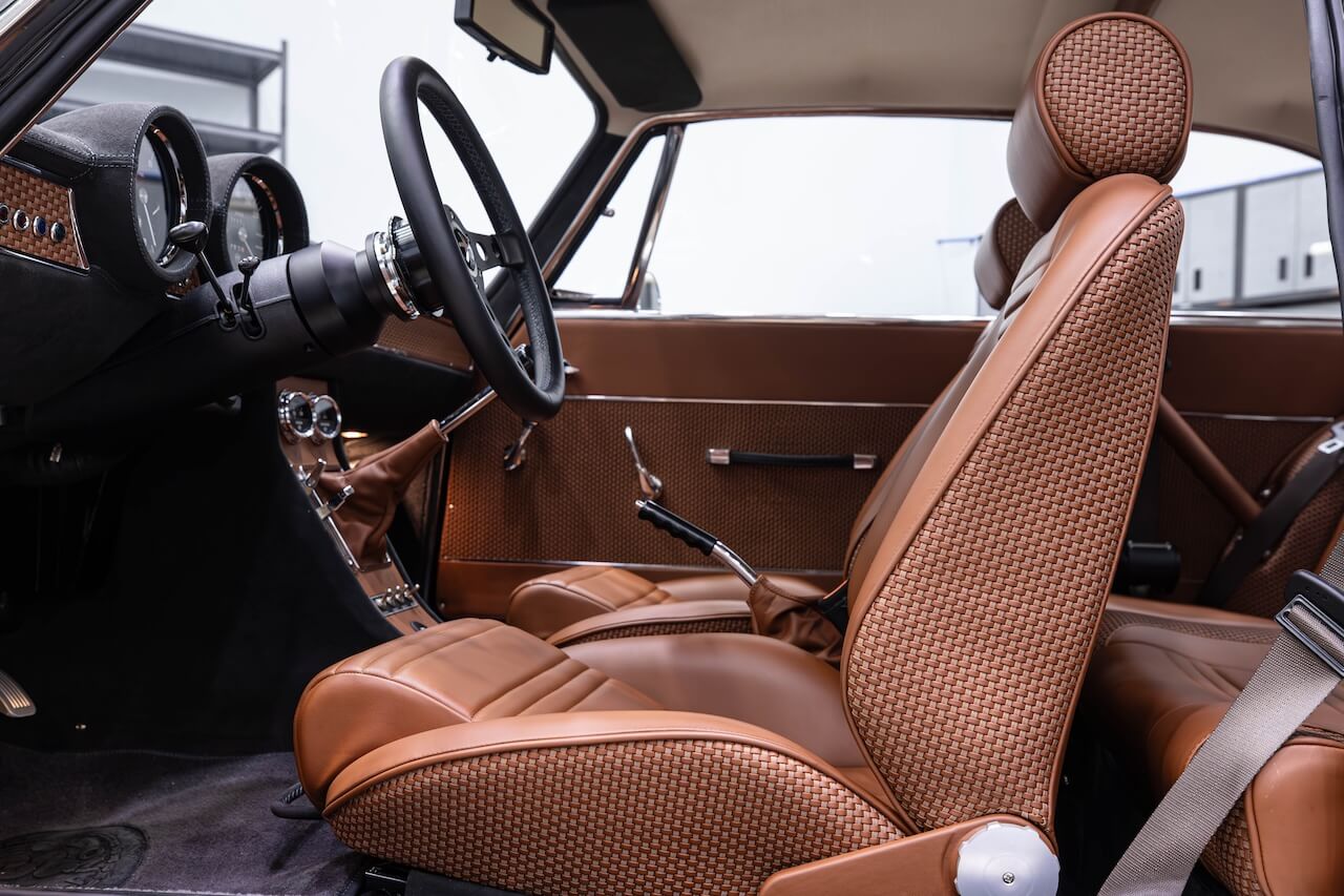Alfa Romeo centre console and seat detailed at Metropolitan Detail